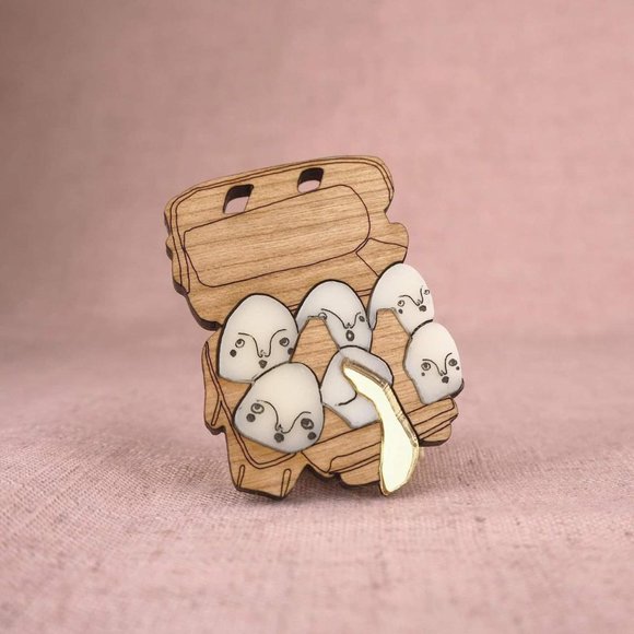 Lou Clarke Studio Dozen Eggs Brooch - Picture 1 of 1